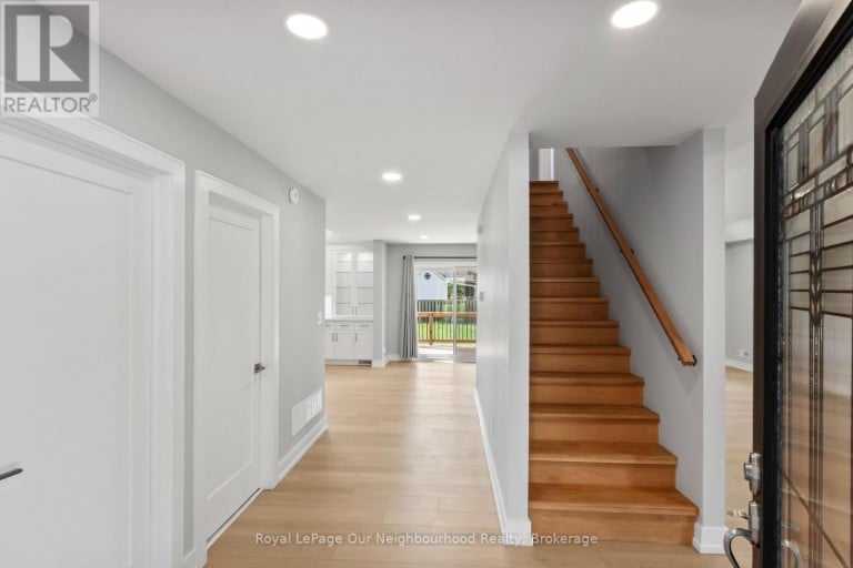 124 CROMWELL STREET, Trent Hills (Campbellford), Ontario, K0L1L0