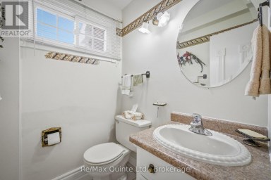 19 COUNTRY CLUB DRIVE Quinte West (Sidney Ward) Ontario photo 12