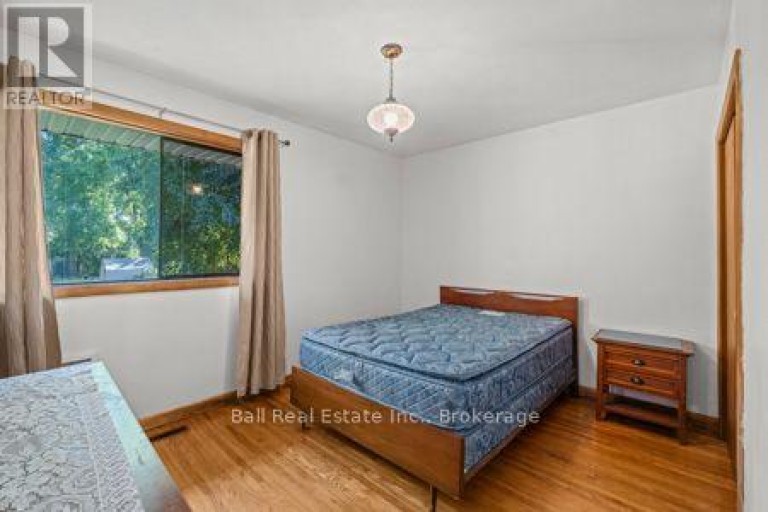 547 ALBERT STREET, Peterborough (Town Ward 3), Ontario, K9J4N7