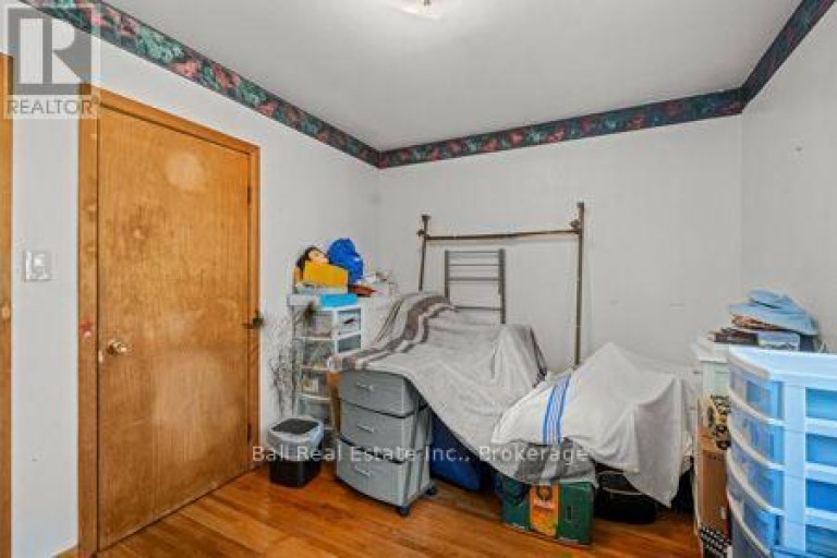 547 ALBERT STREET, Peterborough (Town Ward 3), Ontario, K9J4N7
