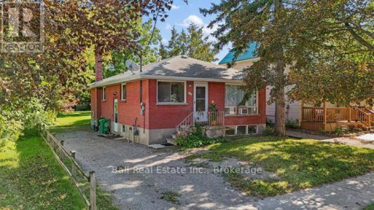 547 ALBERT STREET, Peterborough (Town Ward 3), Ontario, K9J4N7