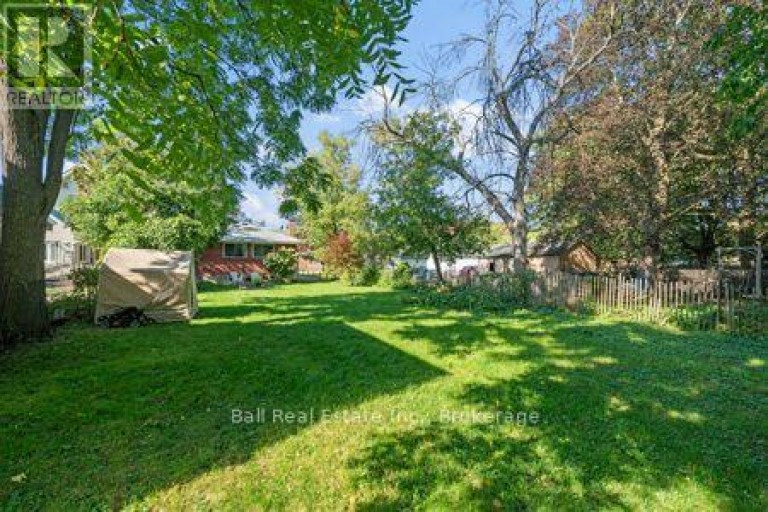 547 ALBERT STREET, Peterborough (Town Ward 3), Ontario, K9J4N7