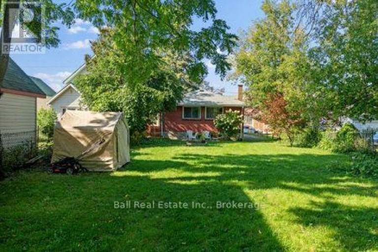 547 ALBERT STREET, Peterborough (Town Ward 3), Ontario, K9J4N7