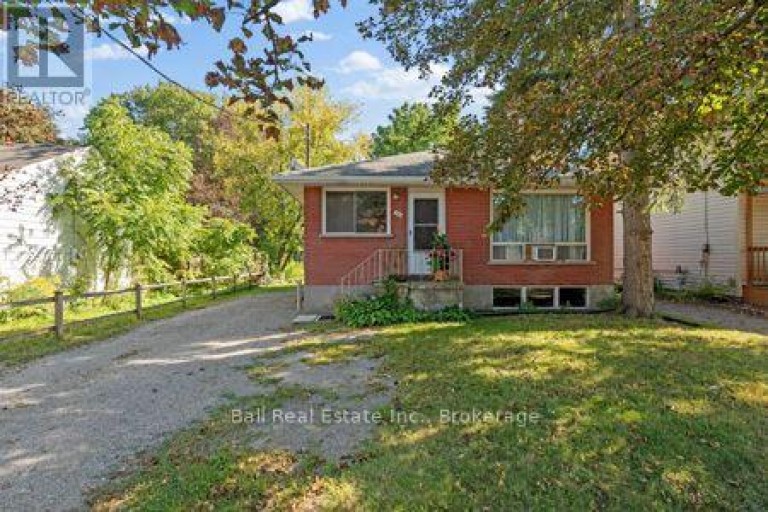 547 ALBERT STREET, Peterborough (Town Ward 3), Ontario, K9J4N7