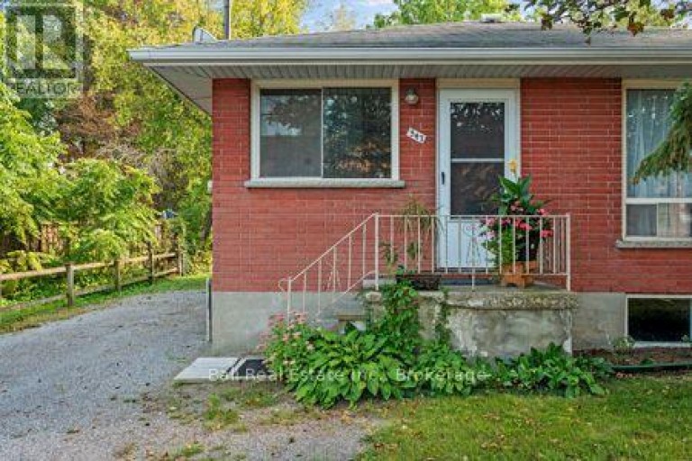547 ALBERT STREET, Peterborough (Town Ward 3), Ontario, K9J4N7
