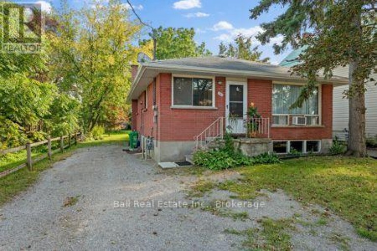 547 ALBERT STREET, Peterborough (Town Ward 3), Ontario, K9J4N7
