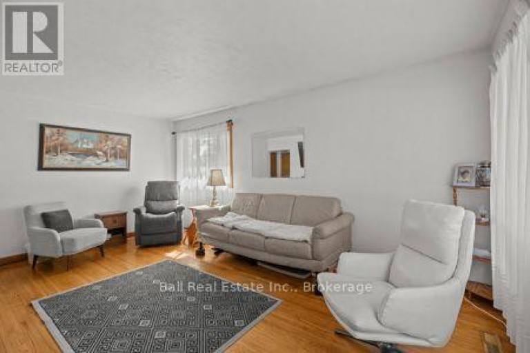 547 ALBERT STREET, Peterborough (Town Ward 3), Ontario, K9J4N7