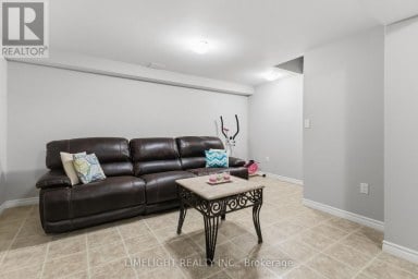218 - 3320 MEADOWGATE BOULEVARD London South (South U) Ontario photo 34