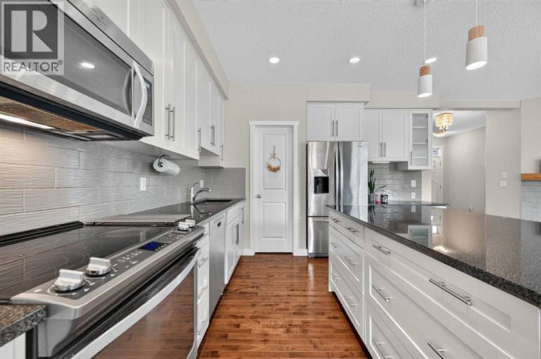 479 Nolan Hill Drive NW, Calgary, Alberta, T3R0S9