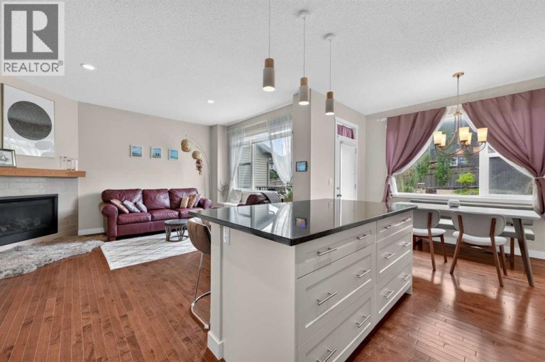 479 Nolan Hill Drive NW, Calgary, Alberta, T3R0S9