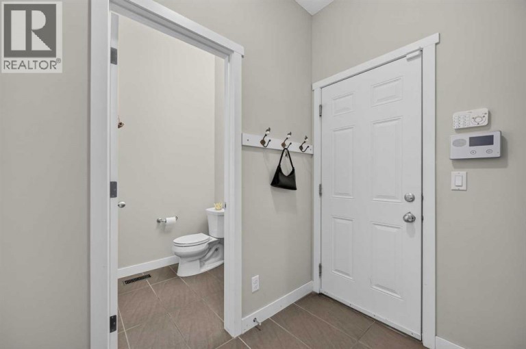 479 Nolan Hill Drive NW, Calgary, Alberta, T3R0S9