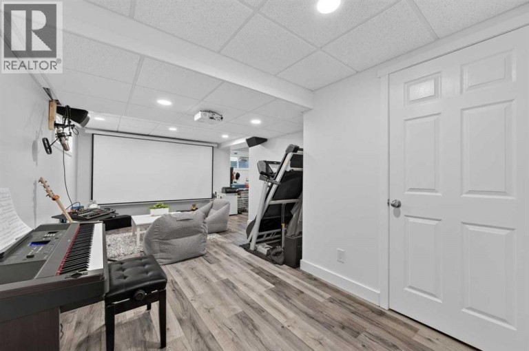479 Nolan Hill Drive NW, Calgary, Alberta, T3R0S9