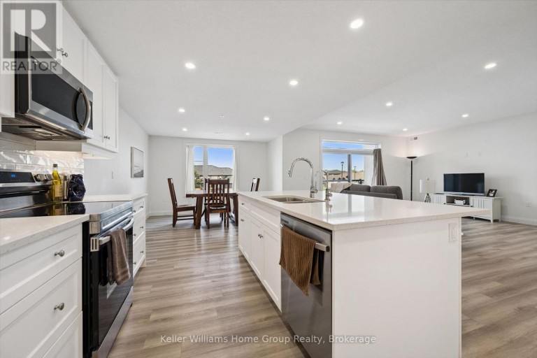 203 - 99B FARLEY ROAD, Centre Wellington (Fergus), Ontario, N1M0K5