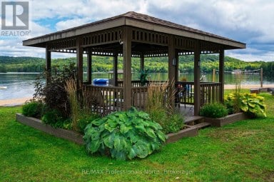 1050 OXTONGUE LAKE ROAD Algonquin Highlands (McClintock) Ontario photo 11