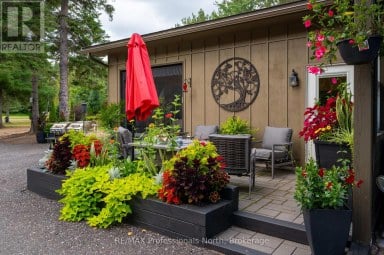 1050 OXTONGUE LAKE ROAD Algonquin Highlands (McClintock) Ontario photo 14