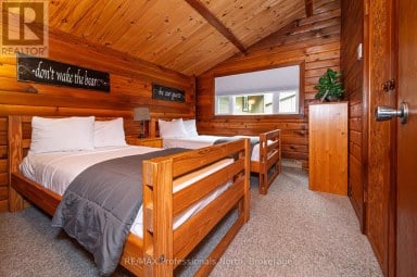 1050 OXTONGUE LAKE ROAD Algonquin Highlands (McClintock) Ontario photo 28