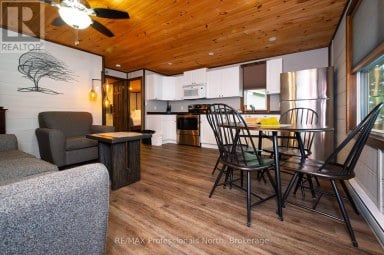 1050 OXTONGUE LAKE ROAD Algonquin Highlands (McClintock) Ontario photo 32
