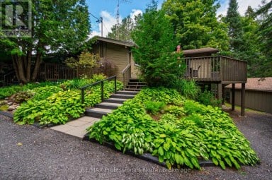 1050 OXTONGUE LAKE ROAD Algonquin Highlands (McClintock) Ontario photo 8