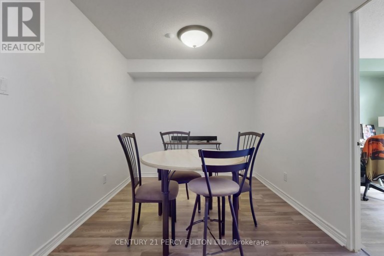 703 - 736 BAY STREET, Toronto (Bay Street Corridor), Ontario, M5G2M4