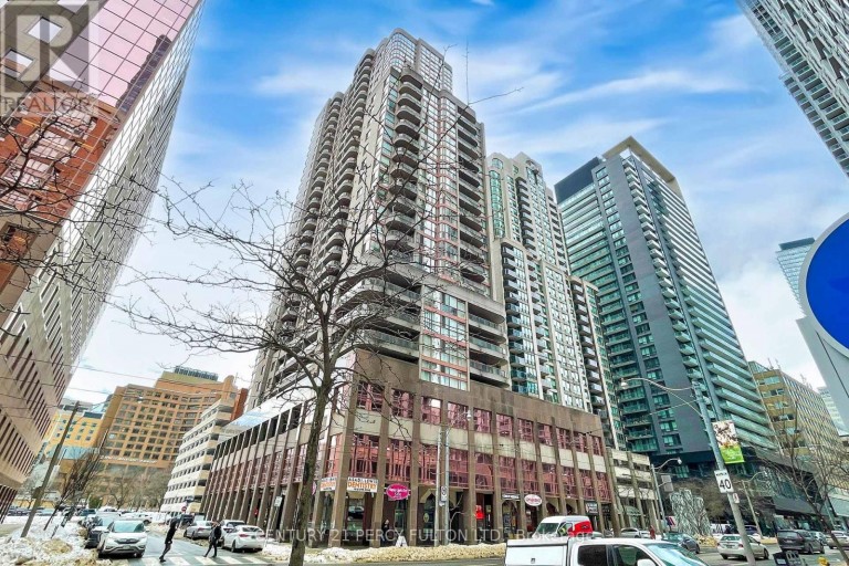 703 - 736 BAY STREET, Toronto (Bay Street Corridor), Ontario, M5G2M4