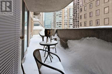 703 - 736 BAY STREET Toronto (Bay Street Corridor) Ontario photo 36