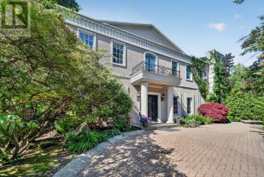 21 FIFESHIRE ROAD Toronto (St. Andrew-Windfields) Ontario photo 1