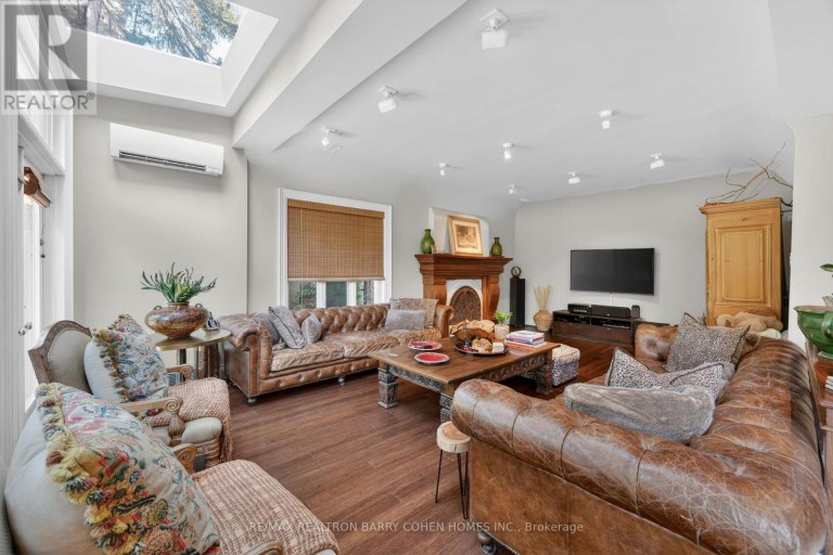 21 FIFESHIRE ROAD, Toronto (St. Andrew-Windfields), Ontario, M2L2G4