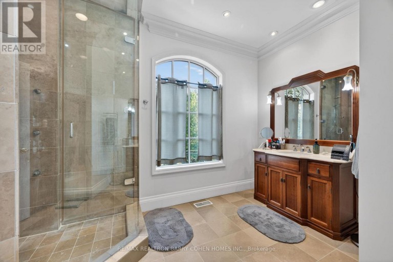 21 FIFESHIRE ROAD, Toronto (St. Andrew-Windfields), Ontario, M2L2G4