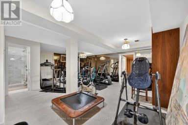 21 FIFESHIRE ROAD Toronto (St. Andrew-Windfields) Ontario photo 32