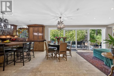 21 FIFESHIRE ROAD Toronto (St. Andrew-Windfields) Ontario photo 9