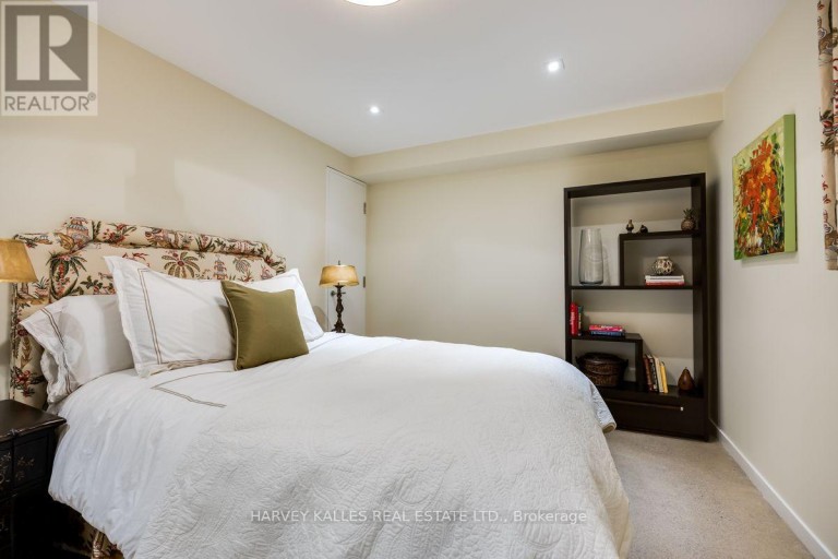 5 RELMAR ROAD, Toronto (Forest Hill South), Ontario, M5P2Y4