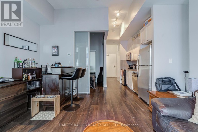 615 - 20 BRUYERES MEWS, Toronto (Niagara), Ontario, M5V0G8