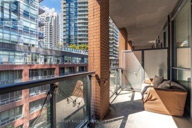615 - 20 BRUYERES MEWS Toronto (Niagara) Ontario photo 24