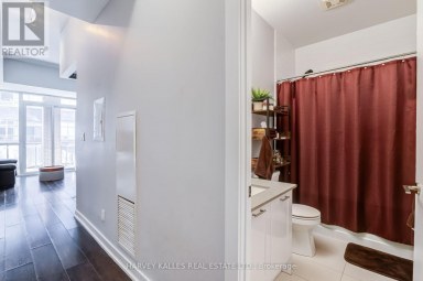 615 - 20 BRUYERES MEWS Toronto (Niagara) Ontario photo 7