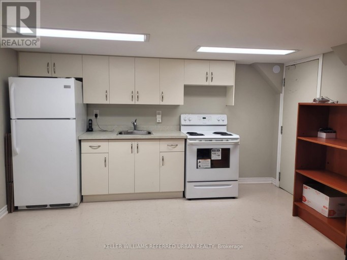 BSMT 2 - 82 BRUCEWOOD CRESCENT, Toronto (Englemount-Lawrence), Ontario, M6A2G8