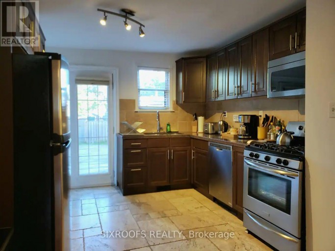29 DUNKIRK ROAD, Toronto (Danforth Village-East York), Ontario, M4C2M1