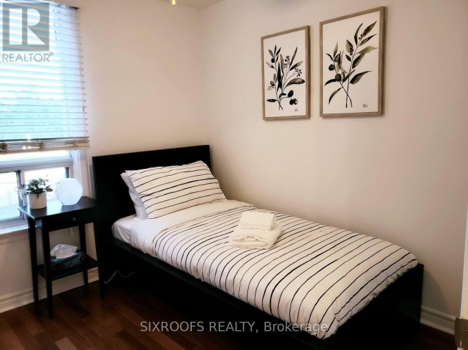 29 DUNKIRK ROAD, Toronto (Danforth Village-East York), Ontario, M4C2M1