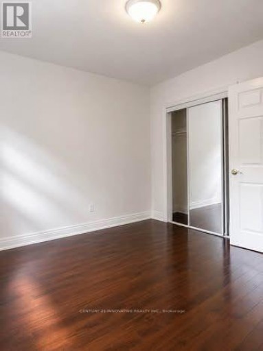 18 LARWOOD BOULEVARD, Toronto (Cliffcrest), Ontario, M1M2M5