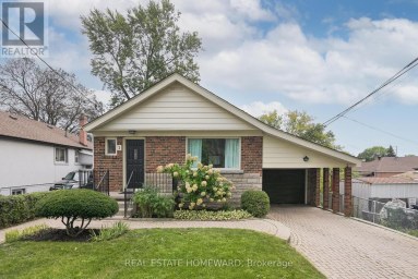 1 BASSETT AVENUE Toronto (Clairlea-Birchmount) Ontario photo 1