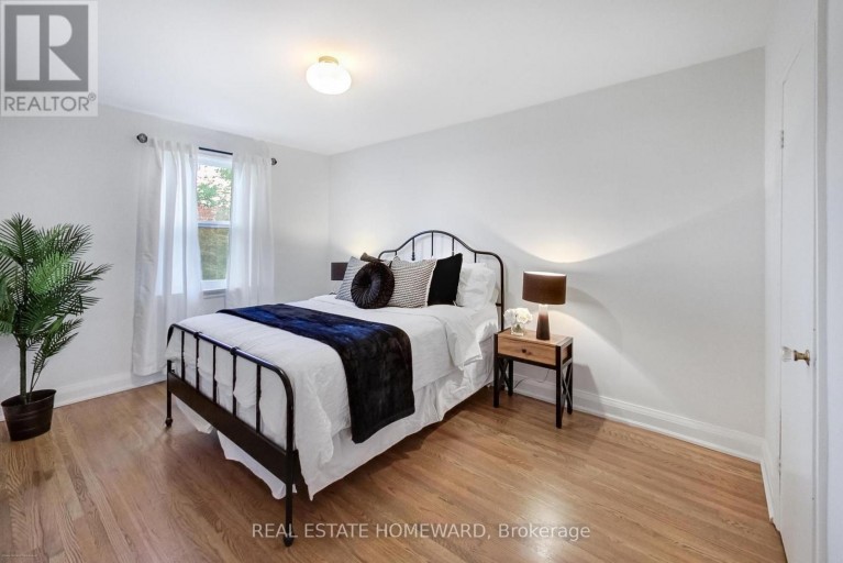 1 BASSETT AVENUE, Toronto (Clairlea-Birchmount), Ontario, M1L2A2