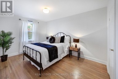 1 BASSETT AVENUE Toronto (Clairlea-Birchmount) Ontario photo 15