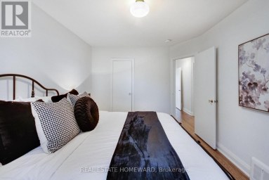 1 BASSETT AVENUE Toronto (Clairlea-Birchmount) Ontario photo 16