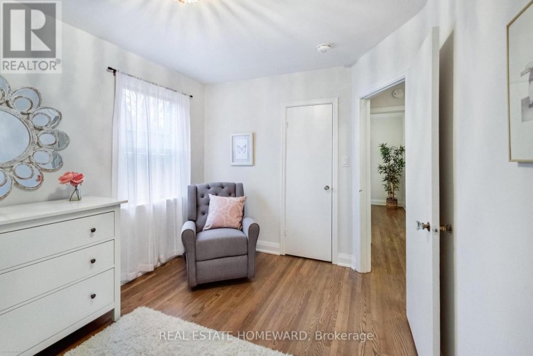 1 BASSETT AVENUE, Toronto (Clairlea-Birchmount), Ontario, M1L2A2
