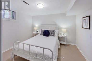 1 BASSETT AVENUE Toronto (Clairlea-Birchmount) Ontario photo 19