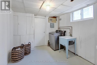 1 BASSETT AVENUE Toronto (Clairlea-Birchmount) Ontario photo 27