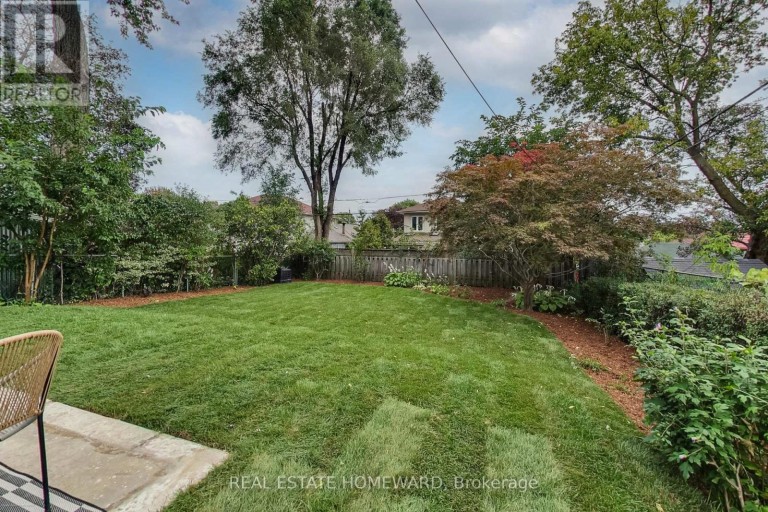 1 BASSETT AVENUE, Toronto (Clairlea-Birchmount), Ontario, M1L2A2
