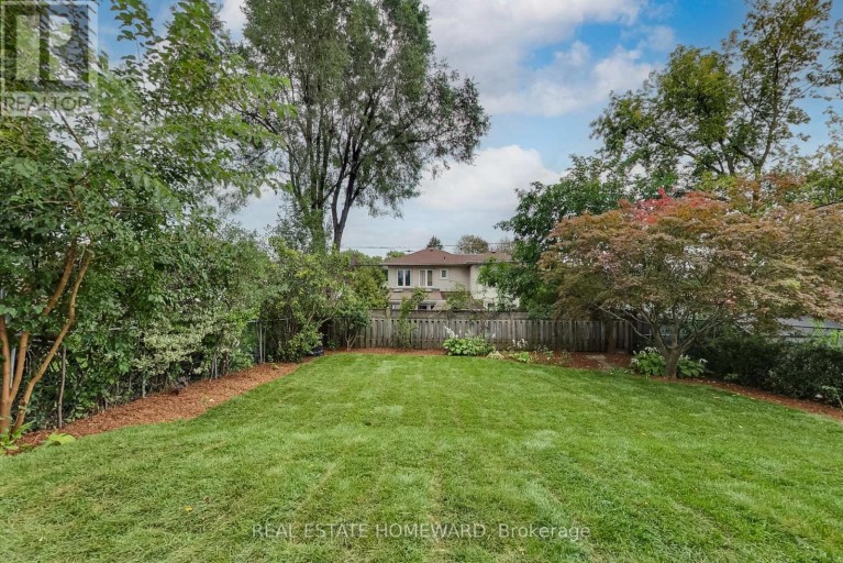 1 BASSETT AVENUE, Toronto (Clairlea-Birchmount), Ontario, M1L2A2