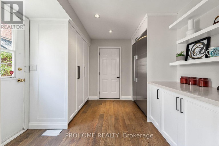 43 ROSEMEAD CLOSE, Markham (Unionville), Ontario, L3R3Z4