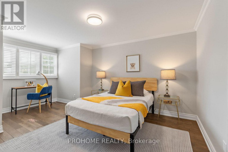 43 ROSEMEAD CLOSE, Markham (Unionville), Ontario, L3R3Z4