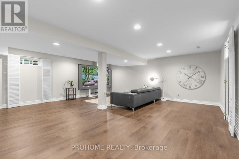 43 ROSEMEAD CLOSE, Markham (Unionville), Ontario, L3R3Z4